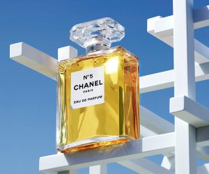 Chanel studio design Maud Vantours art direction conception DA set design Paris